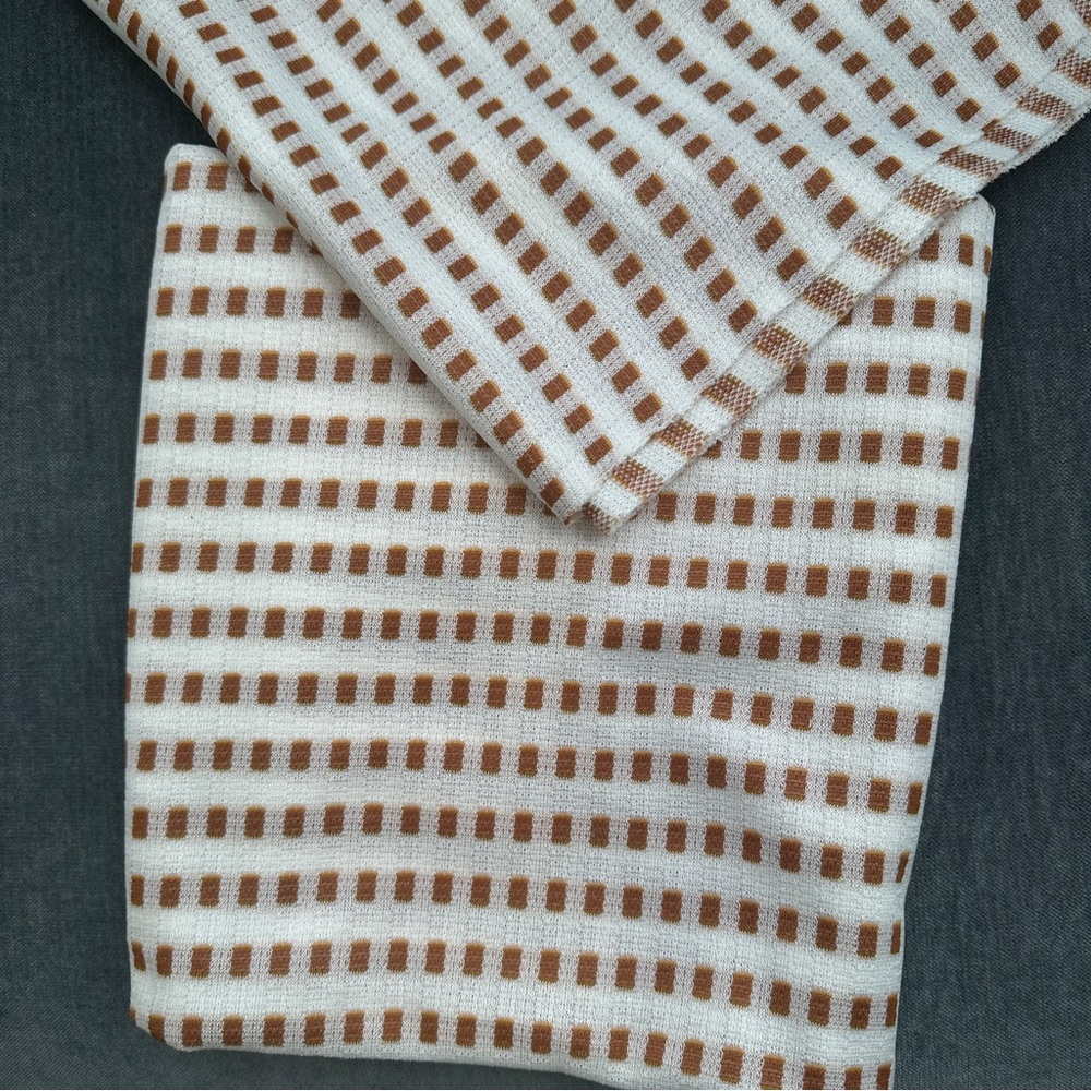 Vintage double knit brown and white check fabric - Picture 3 of 4
